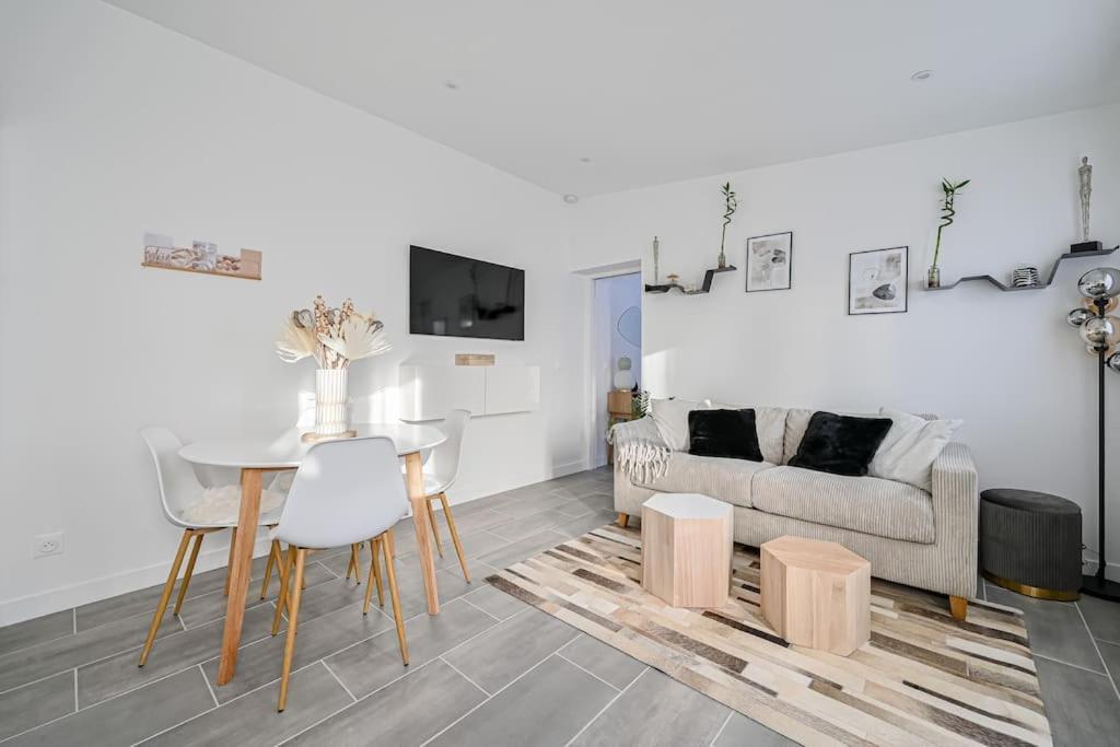 La Parenthese Appartement Claye-Souilly Buitenkant foto
